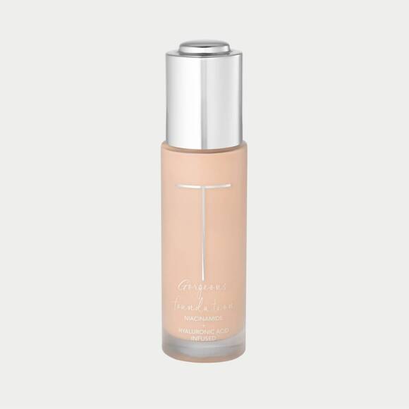 NEW TRISH MCEVOY women's foundation shade one in pale